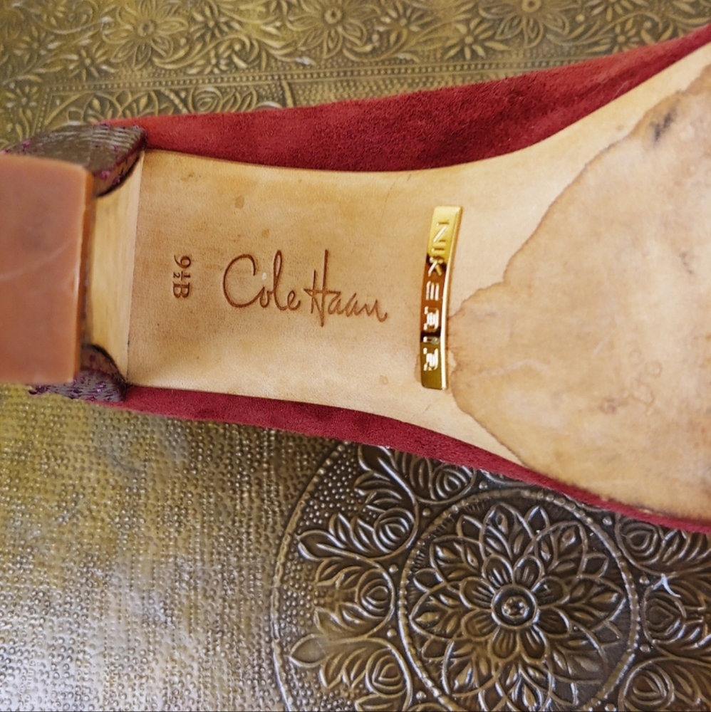 Cole Haan Ambrose Wine Suede Snake Skin Heels - Picture 8 of 8